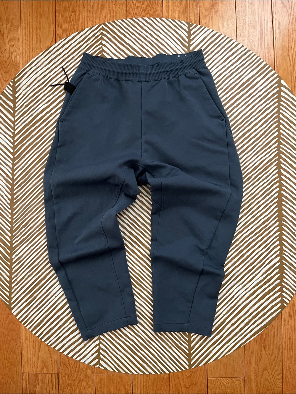 Nike Tech Pack Woven Cropped Pants (M)